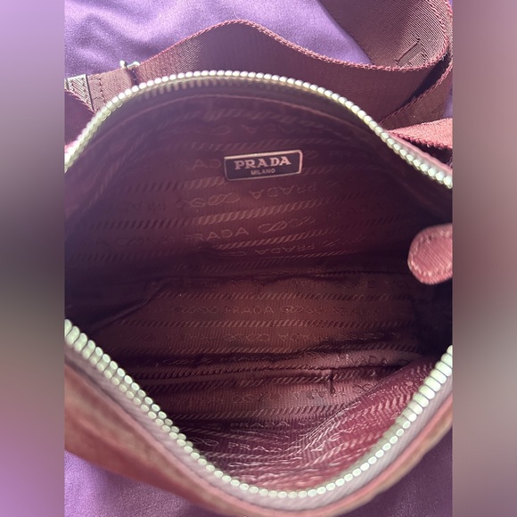 Prada Re-Edition 2005 Re-Nylon bag LIMITED EDITION COLOR! Burgundy - Picture 11 of 11